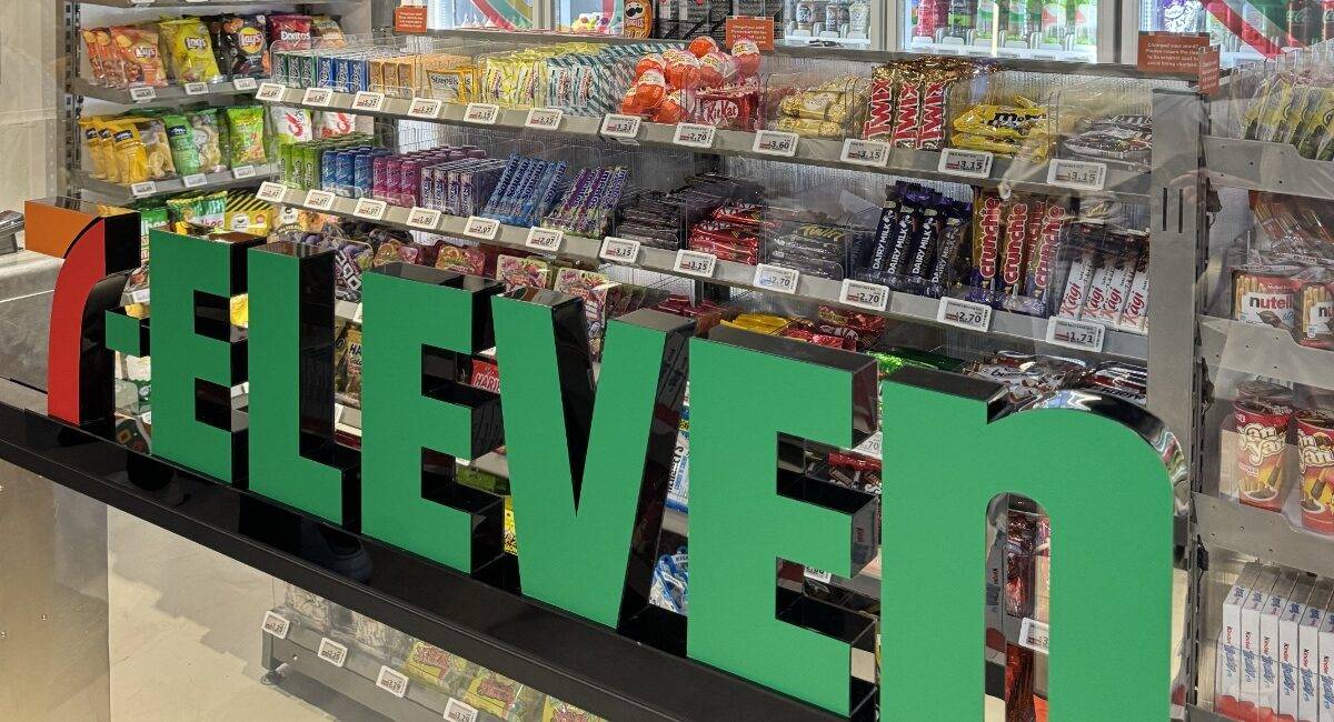 Robot deliveries, unmanned 7-Eleven store at retail innovation hub